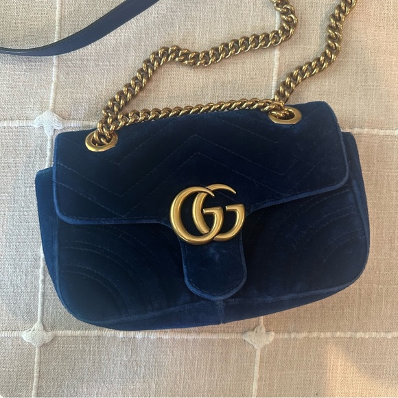 Gucci | Mattelasse Velvet GG Marmont Chain Adjustable Crossbody Shoulder Bag - Picture 1 of 13